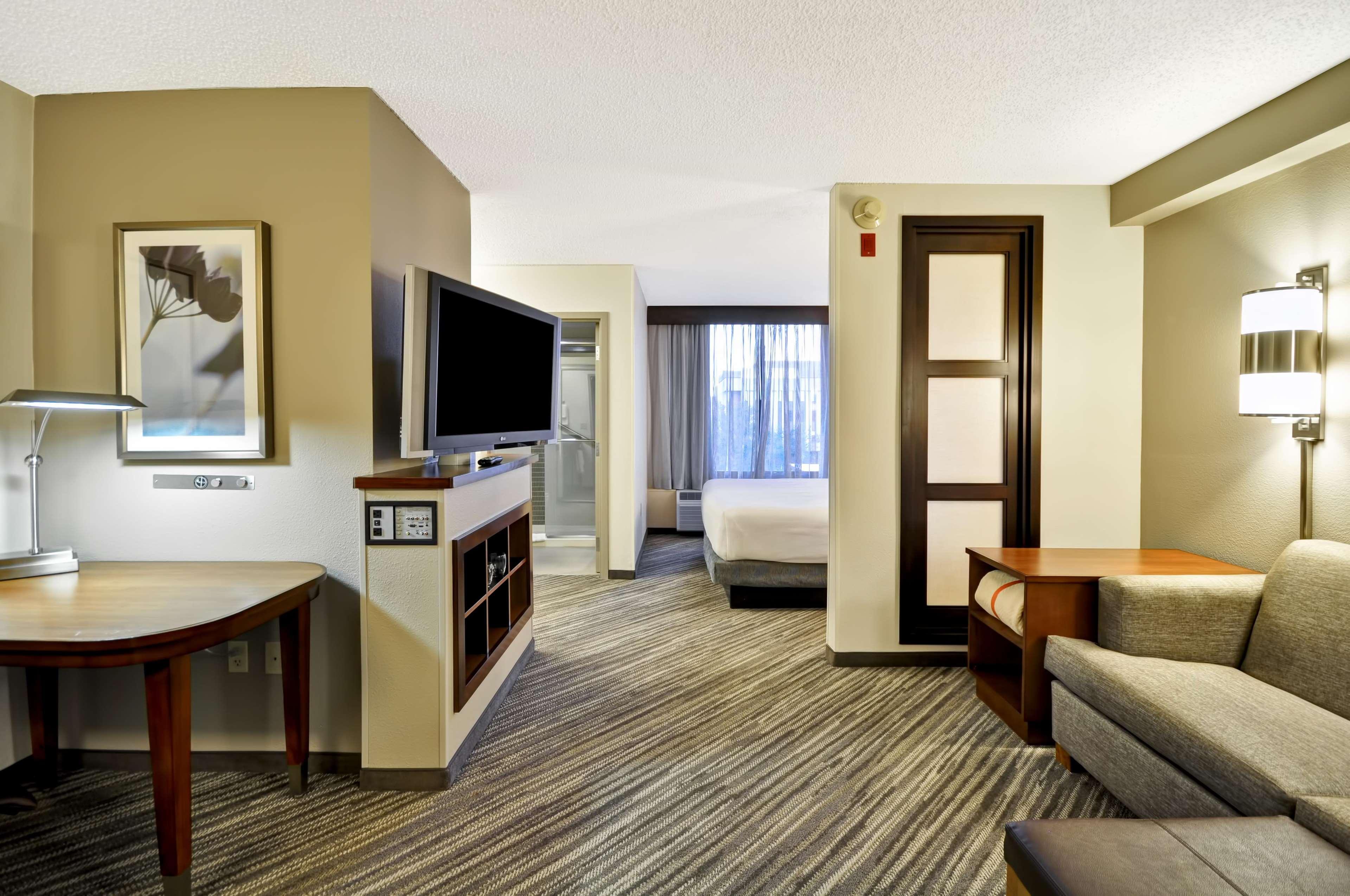 Hyatt Place Albuquerque Uptown Exterior photo