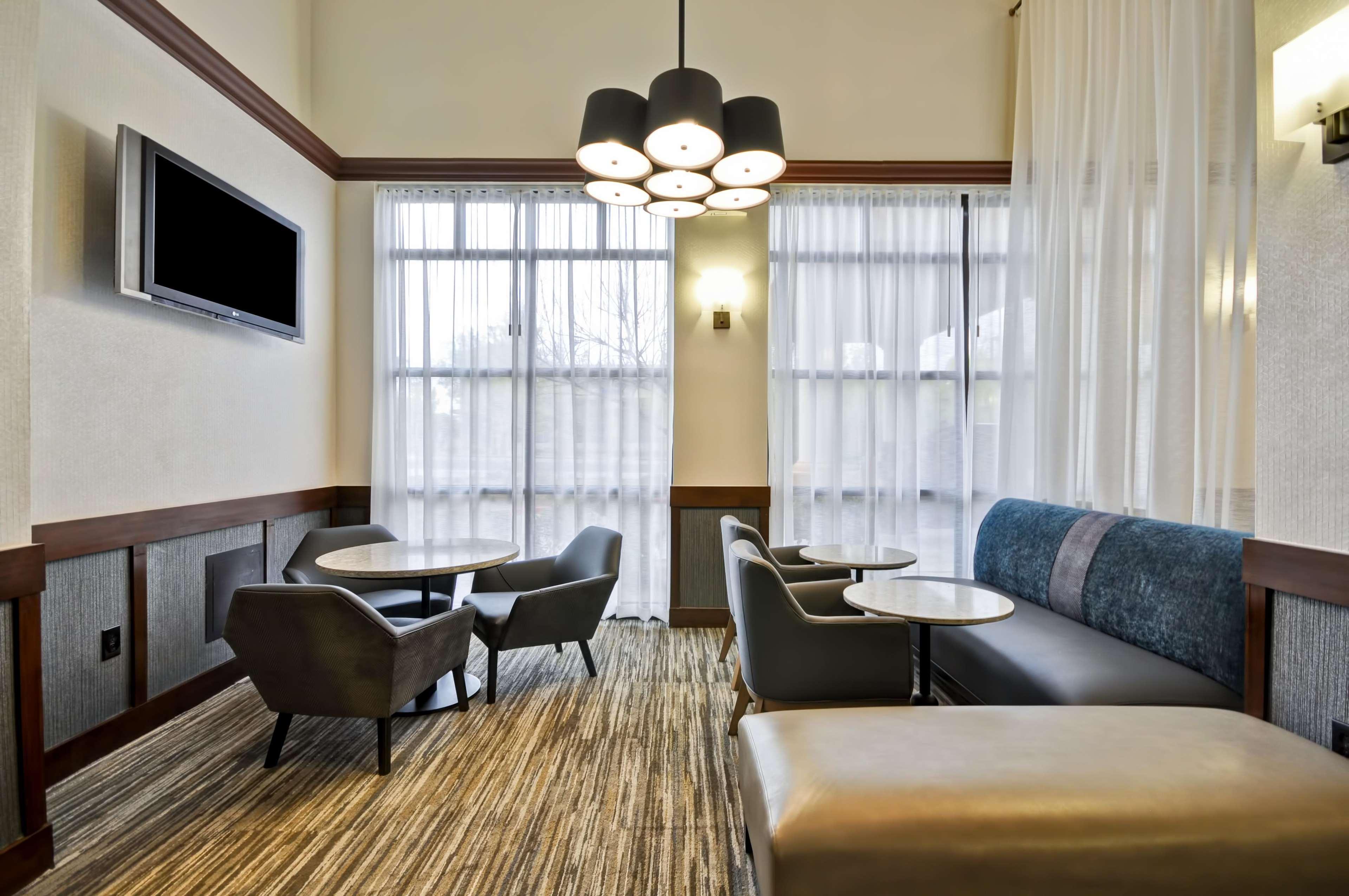 Hyatt Place Albuquerque Uptown Exterior photo