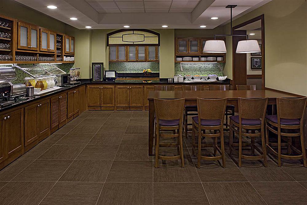 Hyatt Place Albuquerque Uptown Restaurant photo